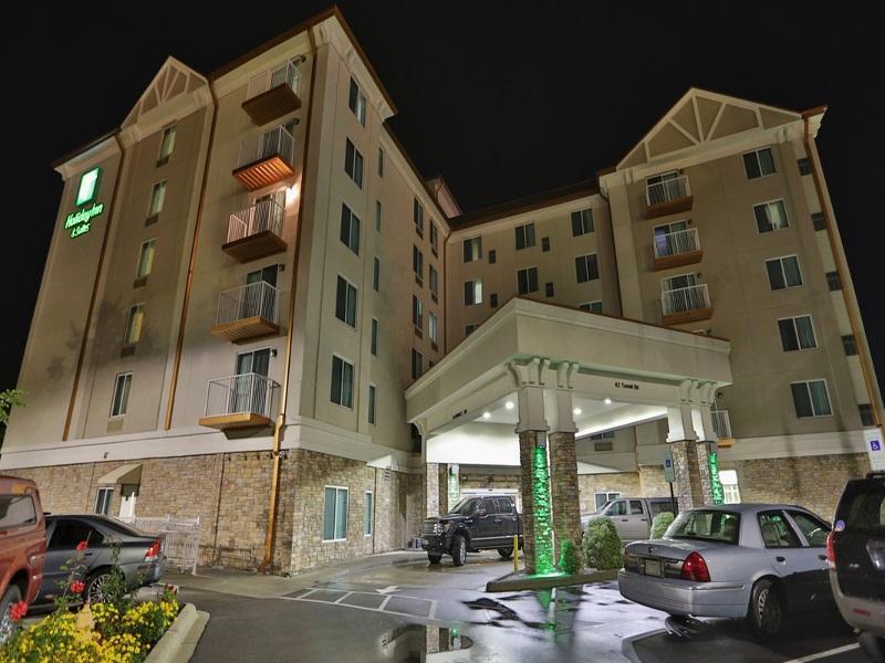 Holiday Inn & Suites Arden - Asheville Airport By Ihg Buitenkant foto