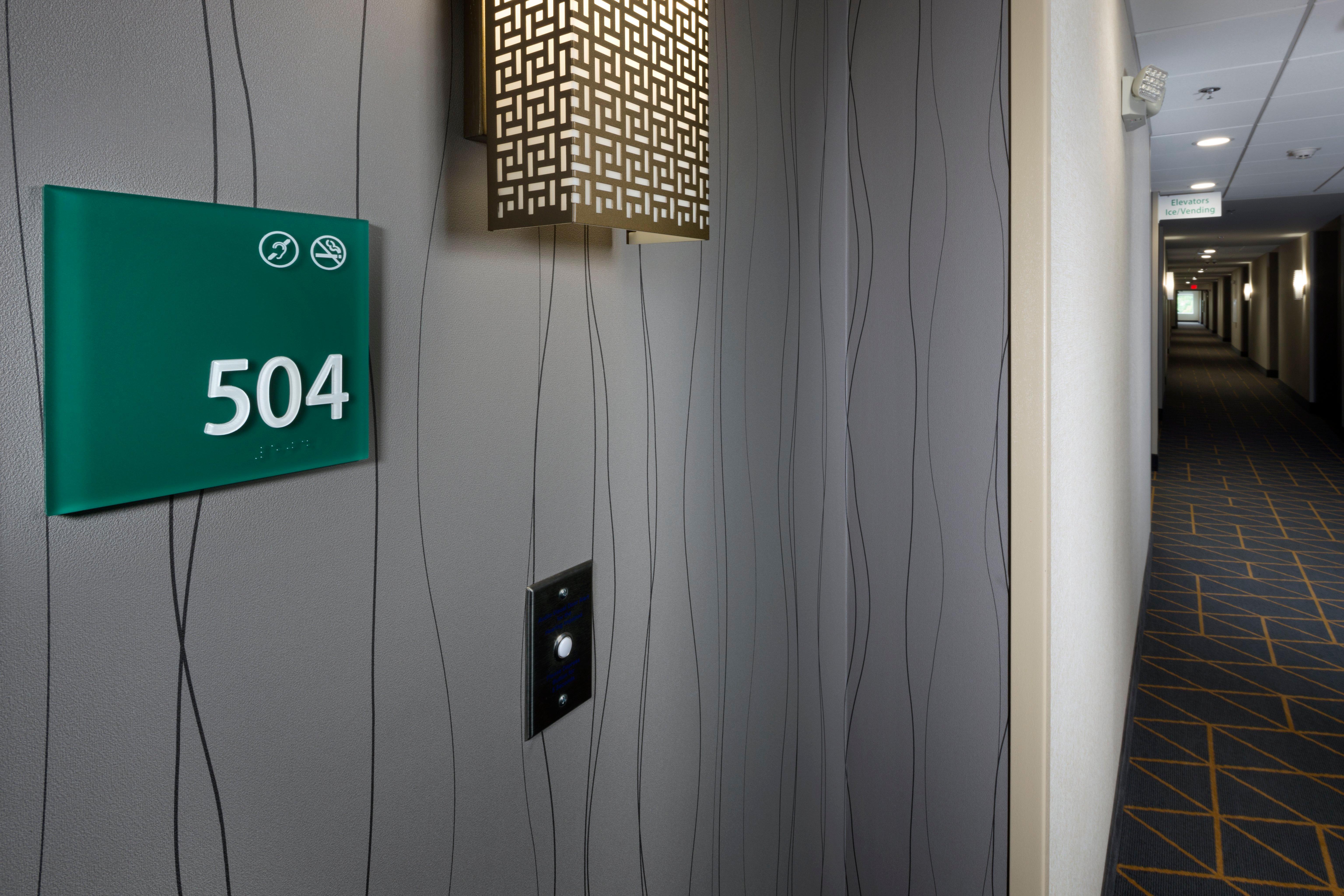 Holiday Inn & Suites Arden - Asheville Airport By Ihg Buitenkant foto