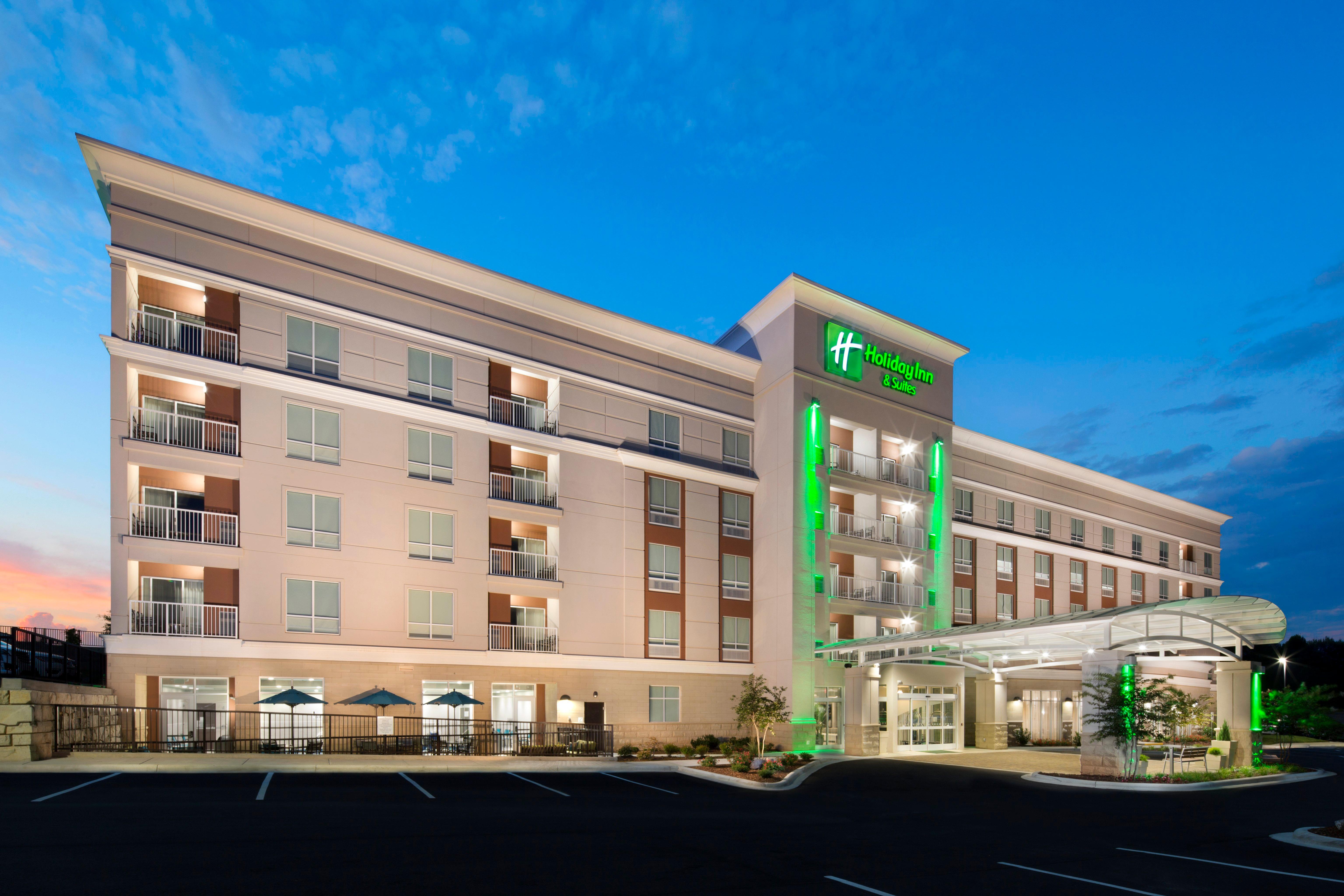 Holiday Inn & Suites Arden - Asheville Airport By Ihg Buitenkant foto