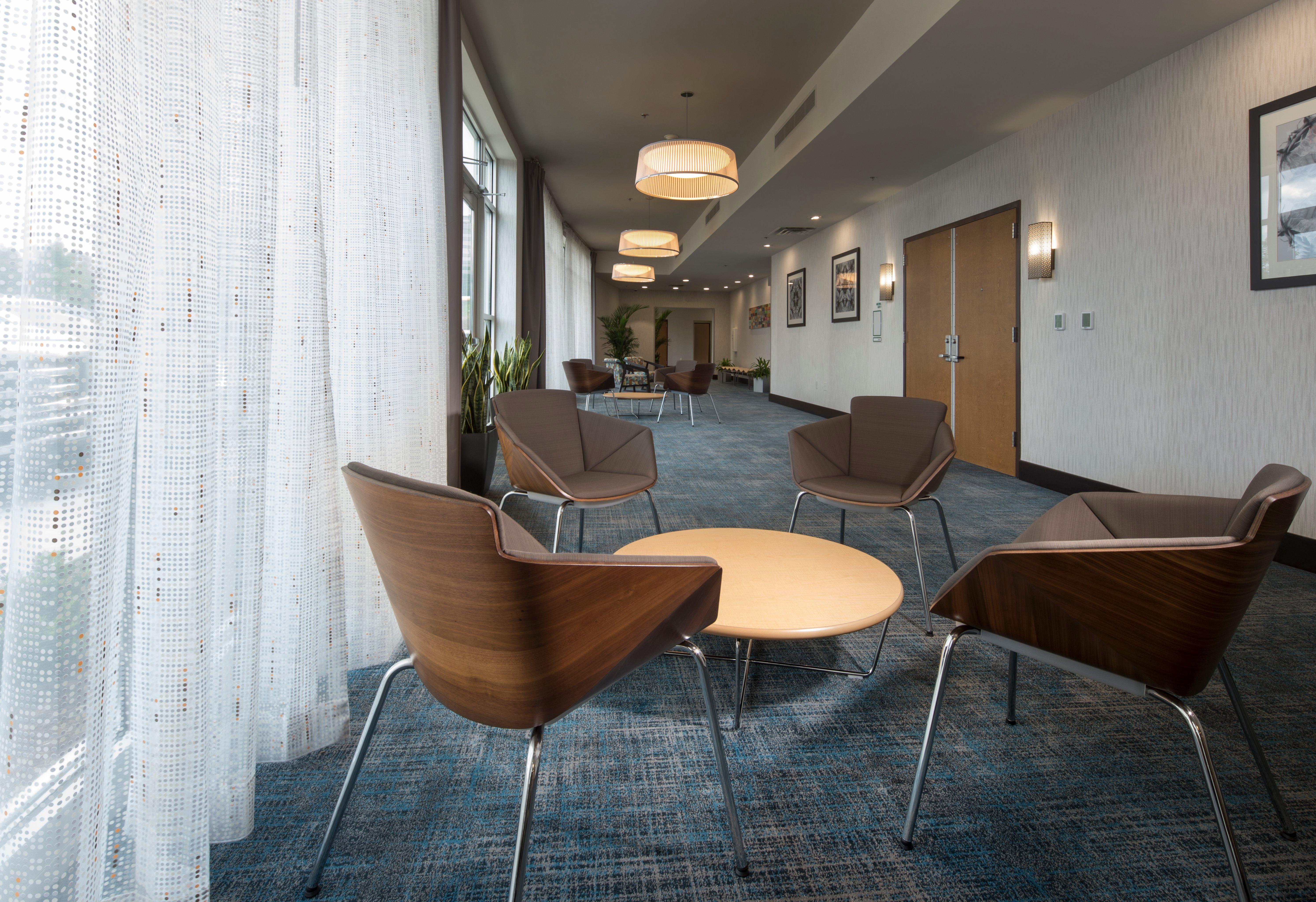Holiday Inn & Suites Arden - Asheville Airport By Ihg Buitenkant foto